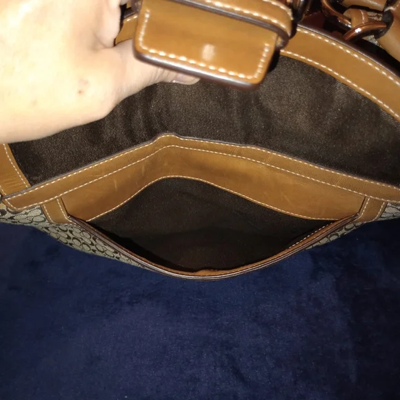 Vintage Coach Soho Classic Brown Signature C Camel Tan Leather Sm Tote Bag - Picture 11 of 15